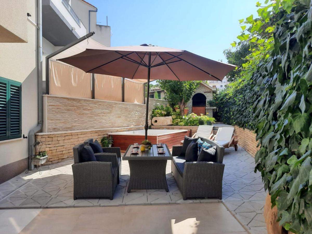 פודסטראנה Apartments Vukovic מראה חיצוני תמונה