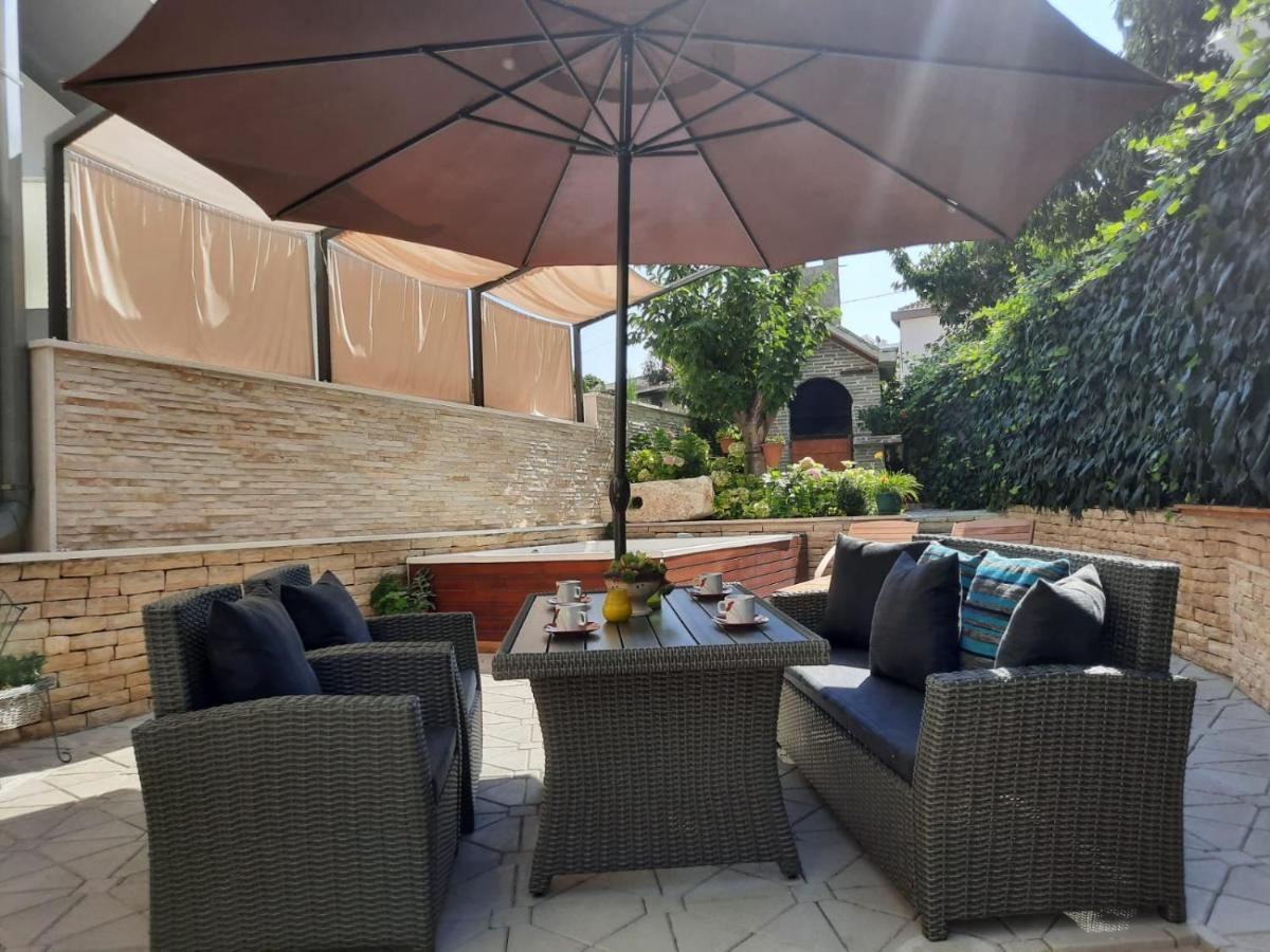 פודסטראנה Apartments Vukovic מראה חיצוני תמונה