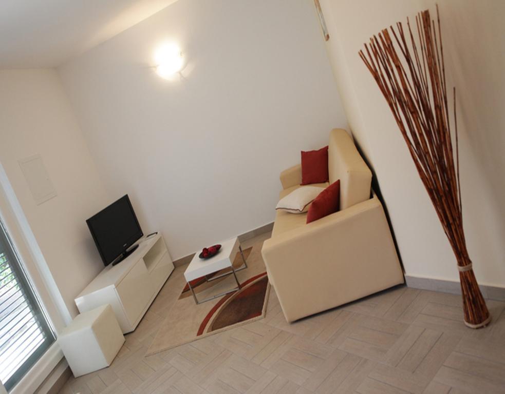 פודסטראנה Apartments Vukovic מראה חיצוני תמונה