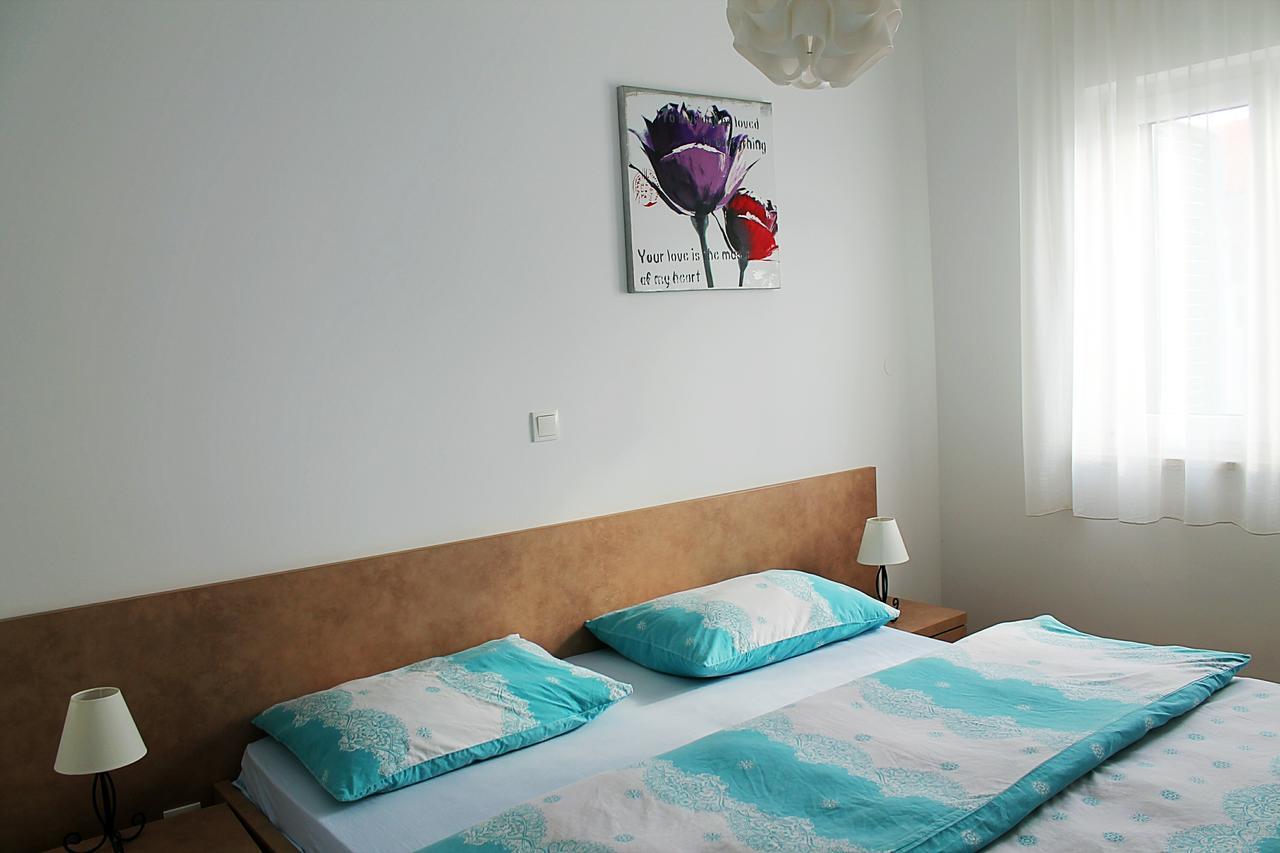 פודסטראנה Apartments Vukovic מראה חיצוני תמונה