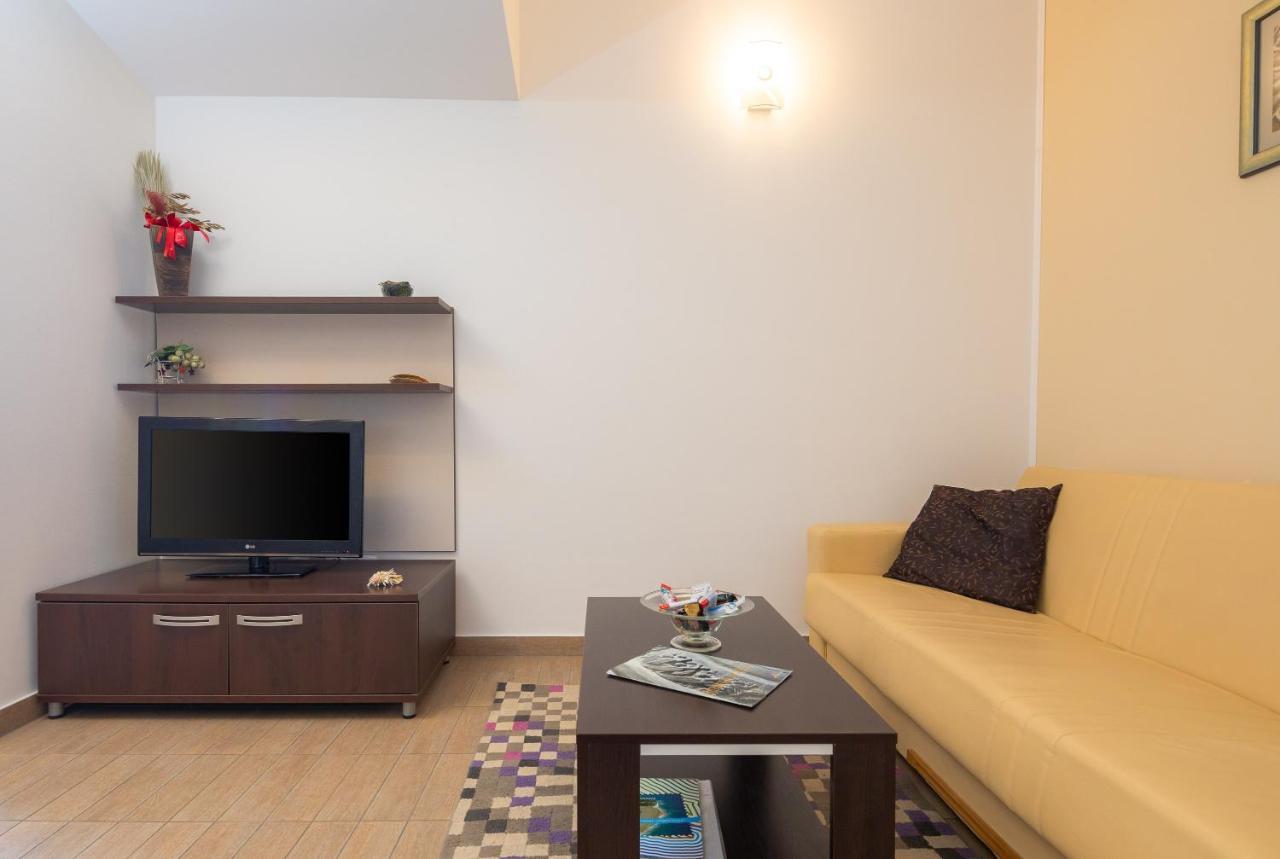 פודסטראנה Apartments Vukovic מראה חיצוני תמונה