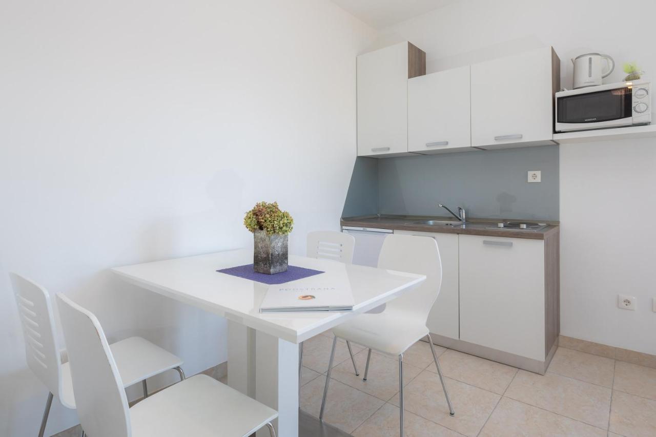 פודסטראנה Apartments Vukovic מראה חיצוני תמונה