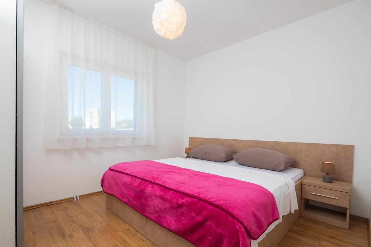 פודסטראנה Apartments Vukovic מראה חיצוני תמונה