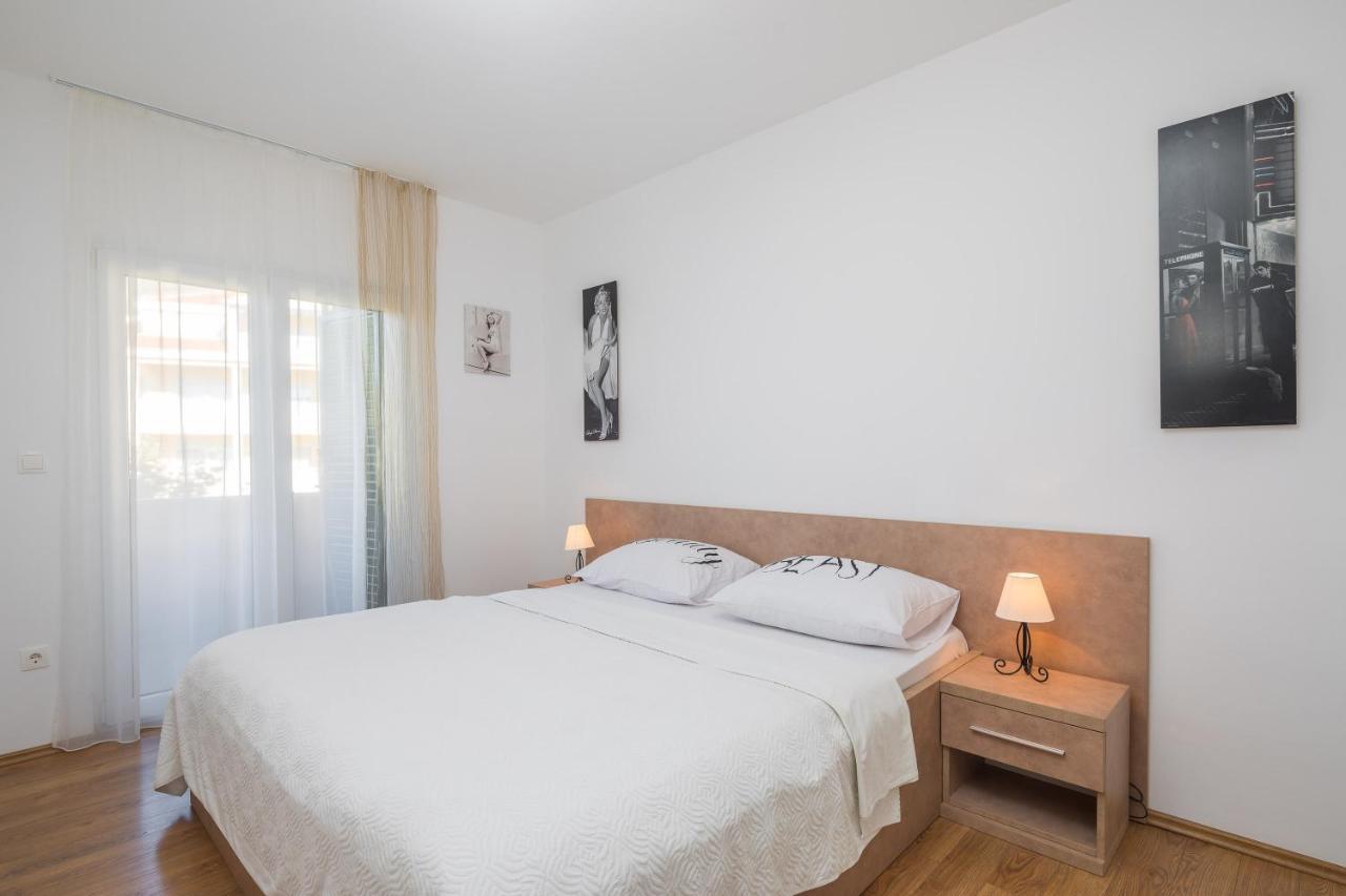 פודסטראנה Apartments Vukovic מראה חיצוני תמונה