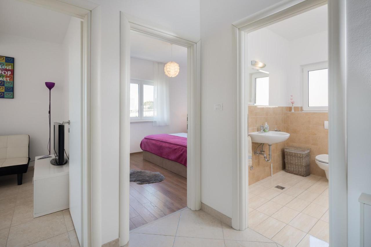 פודסטראנה Apartments Vukovic מראה חיצוני תמונה