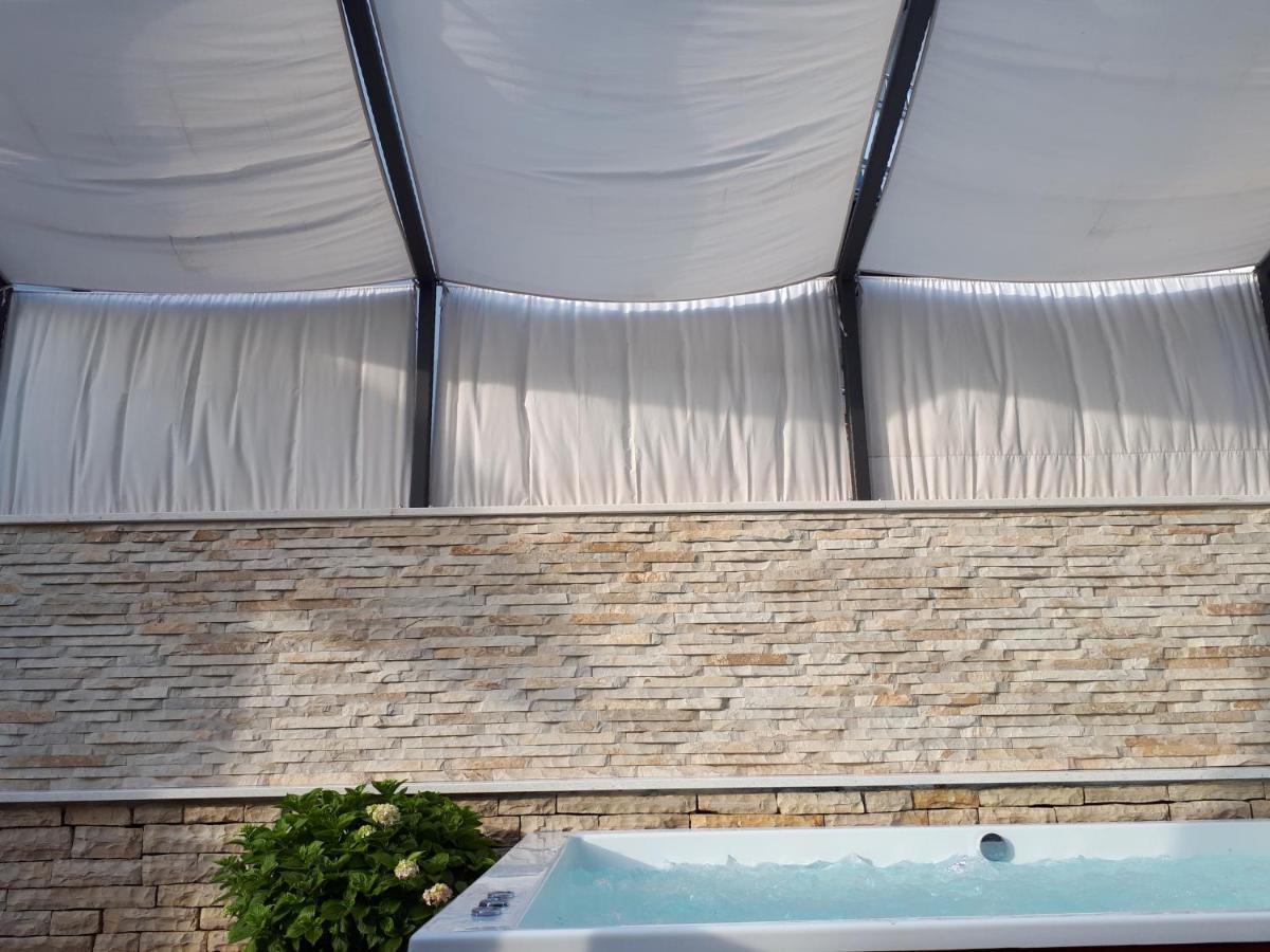 פודסטראנה Apartments Vukovic מראה חיצוני תמונה